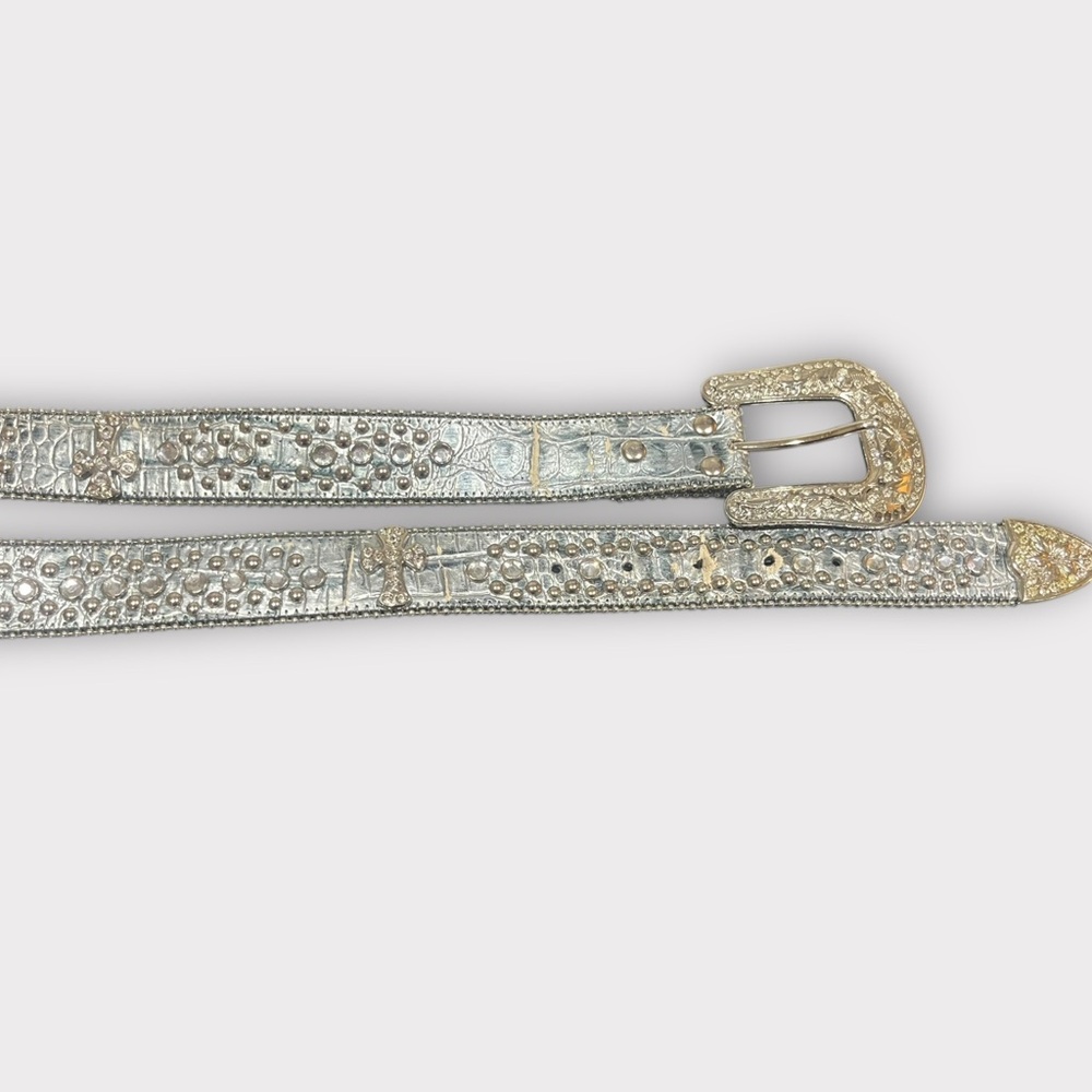 Silver Leather Rodeo Embellished Belt with Snakeskin Pattern and Silver Buckle